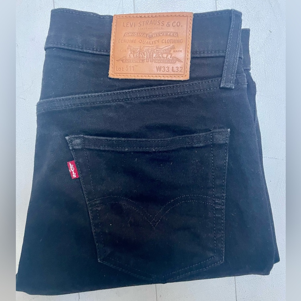 Levi’s Premium collection Black slim 511 jeans Mens W33 L32 Like NEW